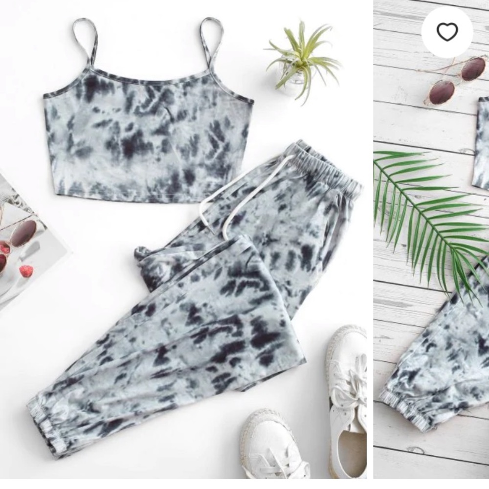 20% off 2+ bundle: Zaful Tie-Dye Jogger Set